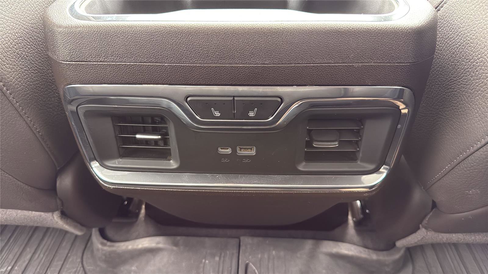 Used 2023 GMC Sierra 1500 Denali w/ Denali Reserve Package image 21