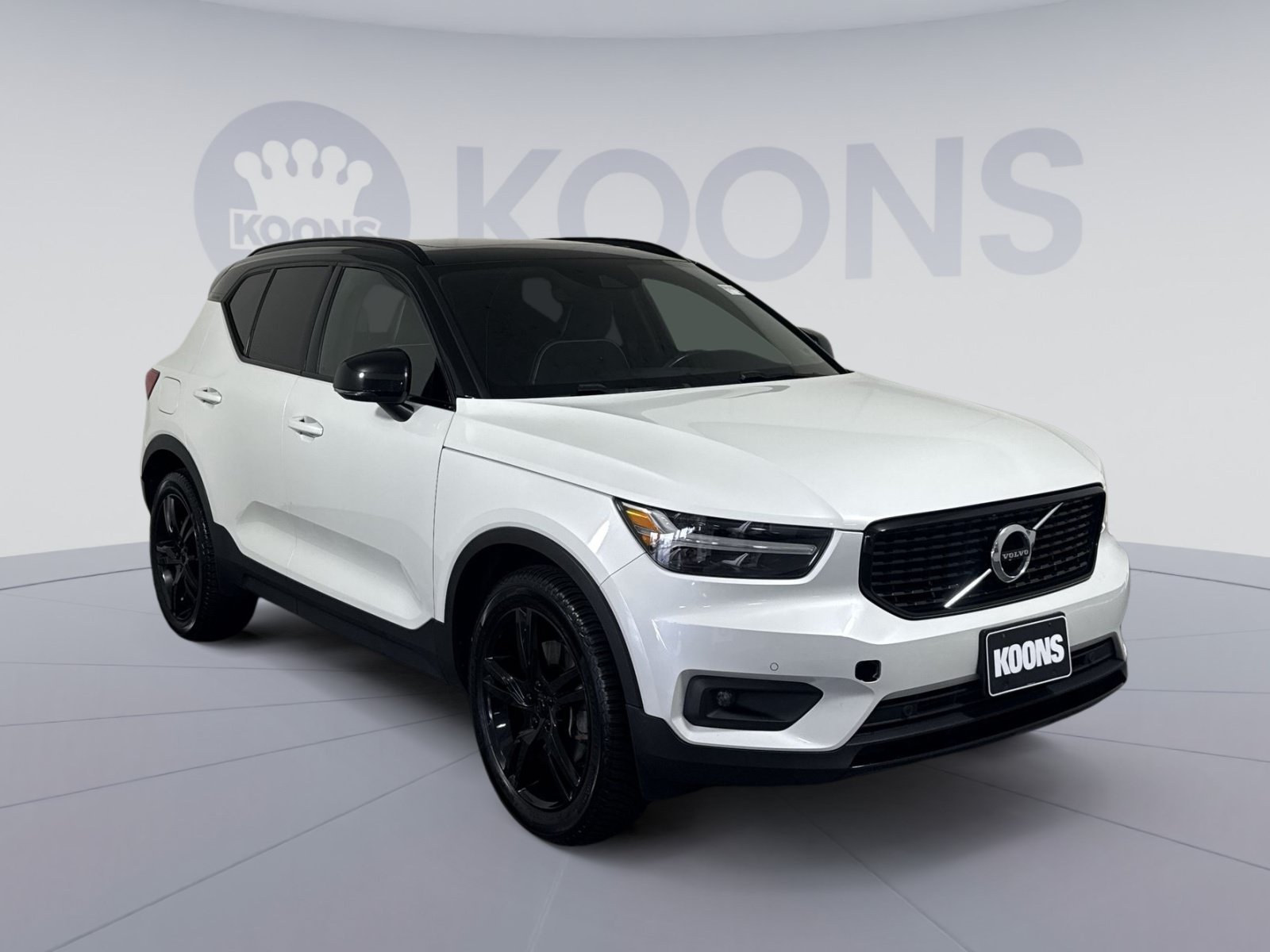 Used 2020 Volvo XC40 T5 R-Design AWD/4WD image 10