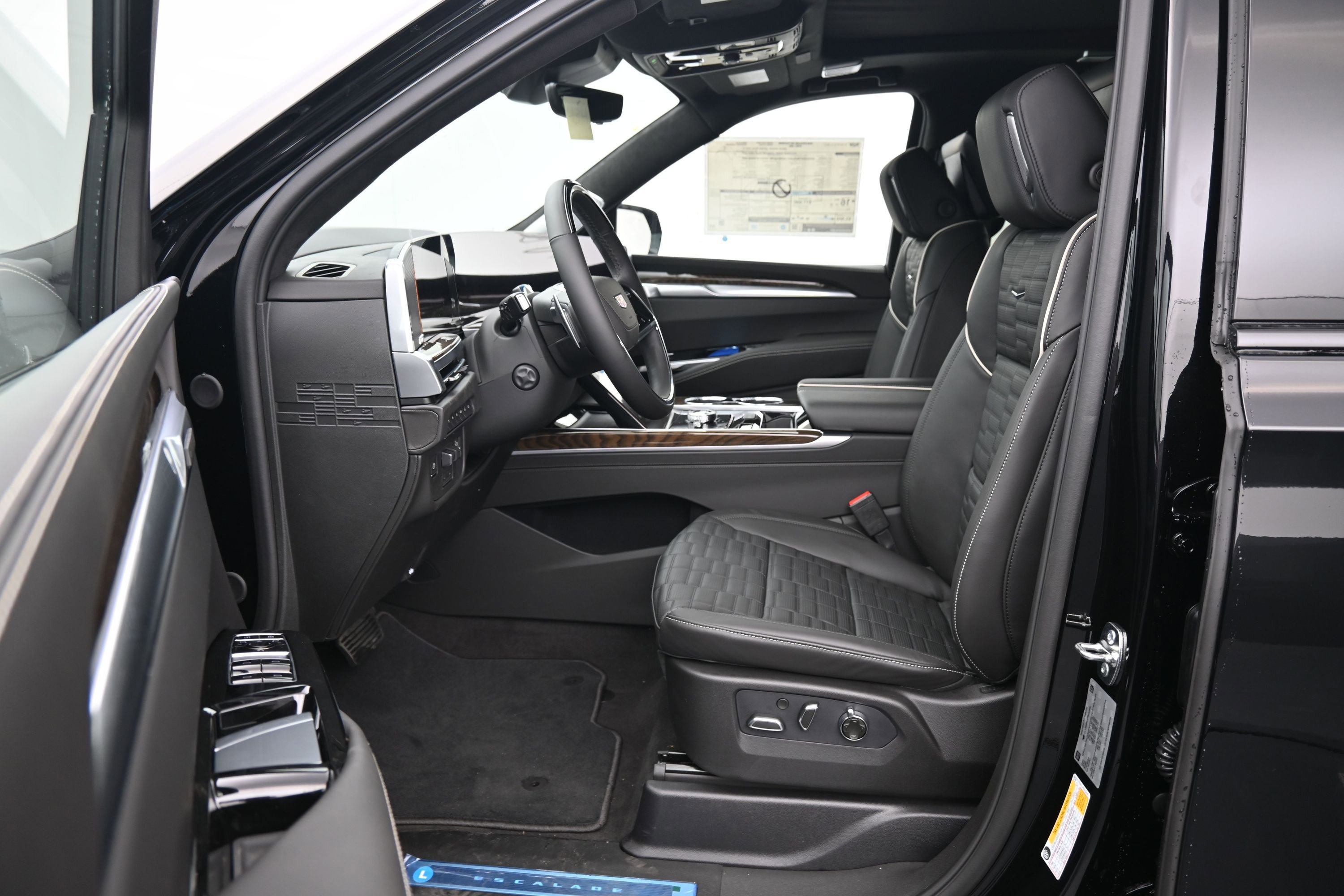 New 2026 Cadillac Escalade ESV Platinum Sport AWD/4WD image 11