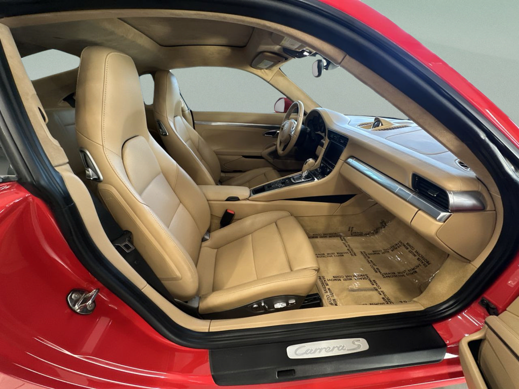 Used 2015 Porsche 911 Carrera S RWD image 31