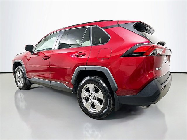 Used 2024 Toyota RAV4 XLE w/ Convenience Package image 5