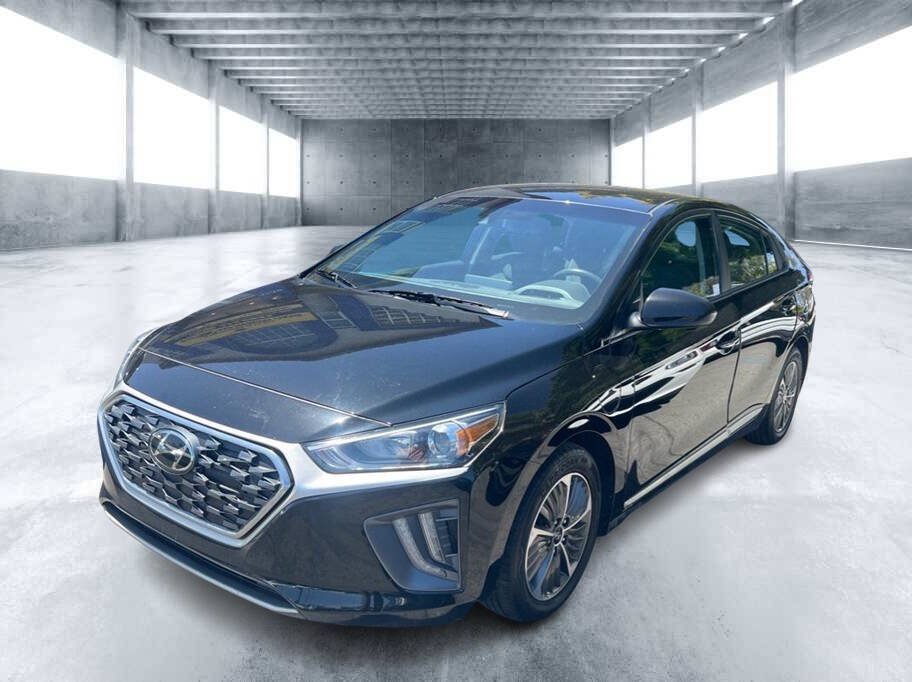 Used 2022 Hyundai Ioniq SE FWD image 1