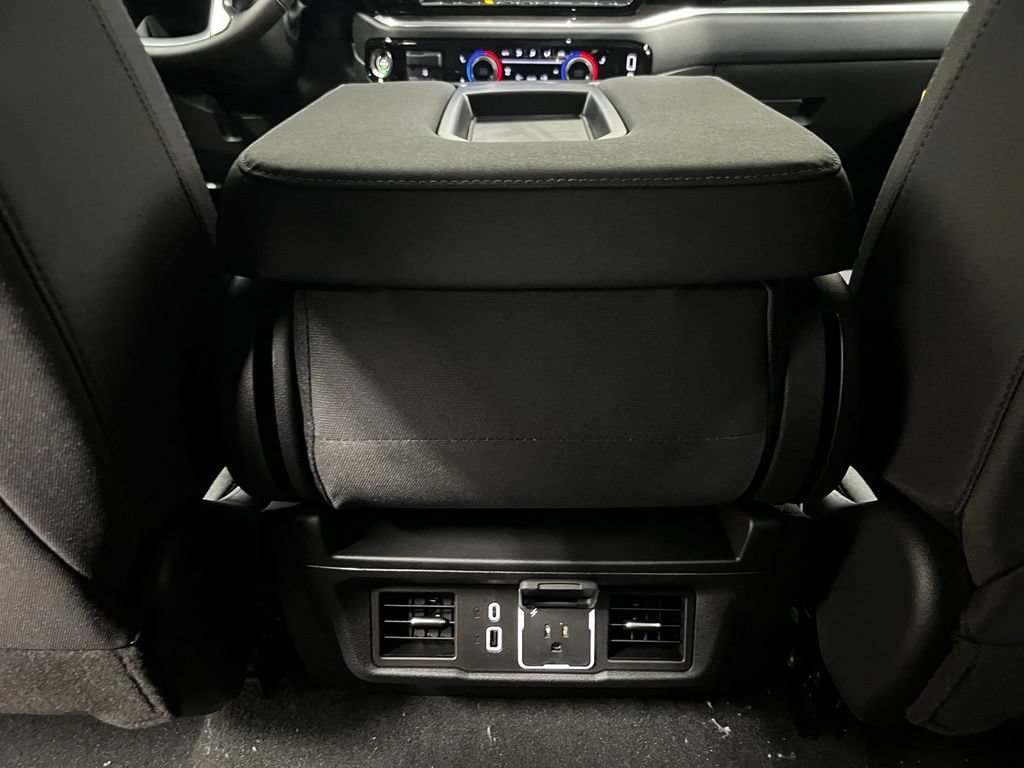 New 2026 Chevrolet Silverado 1500 RST AWD/4WD image 36
