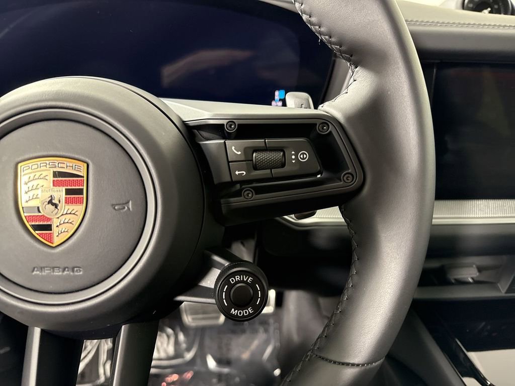 New 2026 Porsche Cayenne S image 39