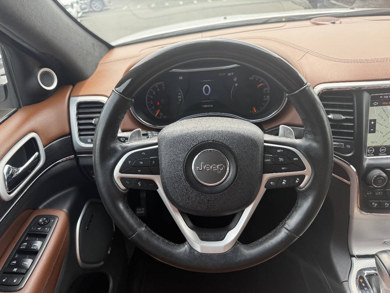 Used 2018 Jeep Grand Cherokee Summit AWD/4WD image 16