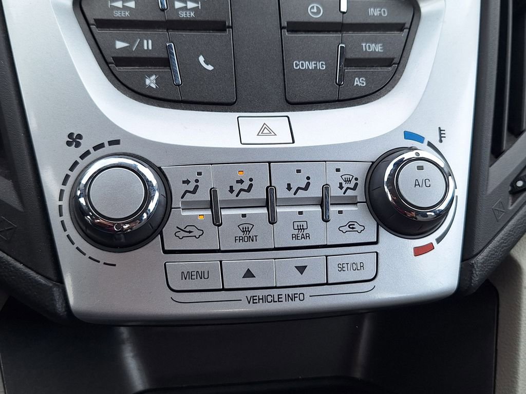 Used 2017 Chevrolet Equinox LS image 21