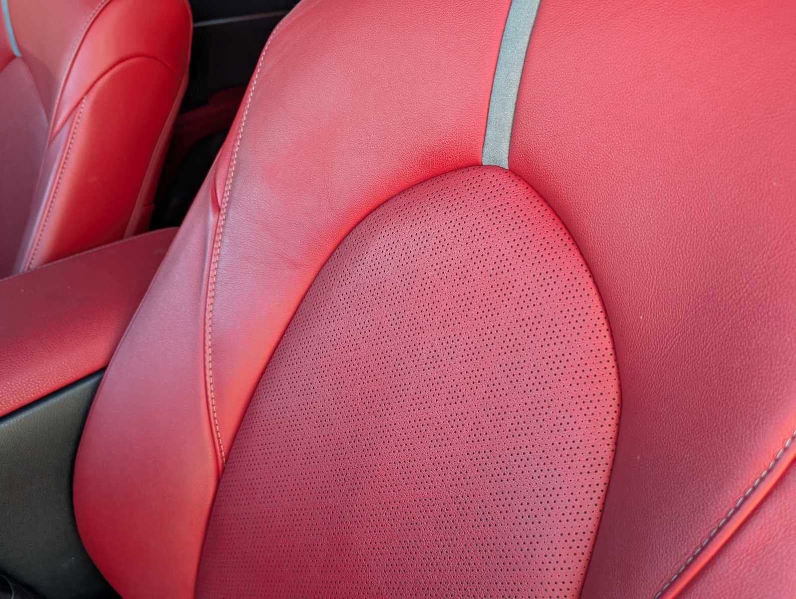 Used 2021 Toyota Camry XSE image 19