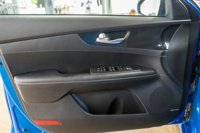 Used 2023 Kia Forte GT-Line w/ GT-Line Premium Package image 19