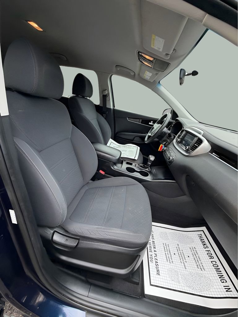 Used 2020 Kia Sorento AWD V6 image 20