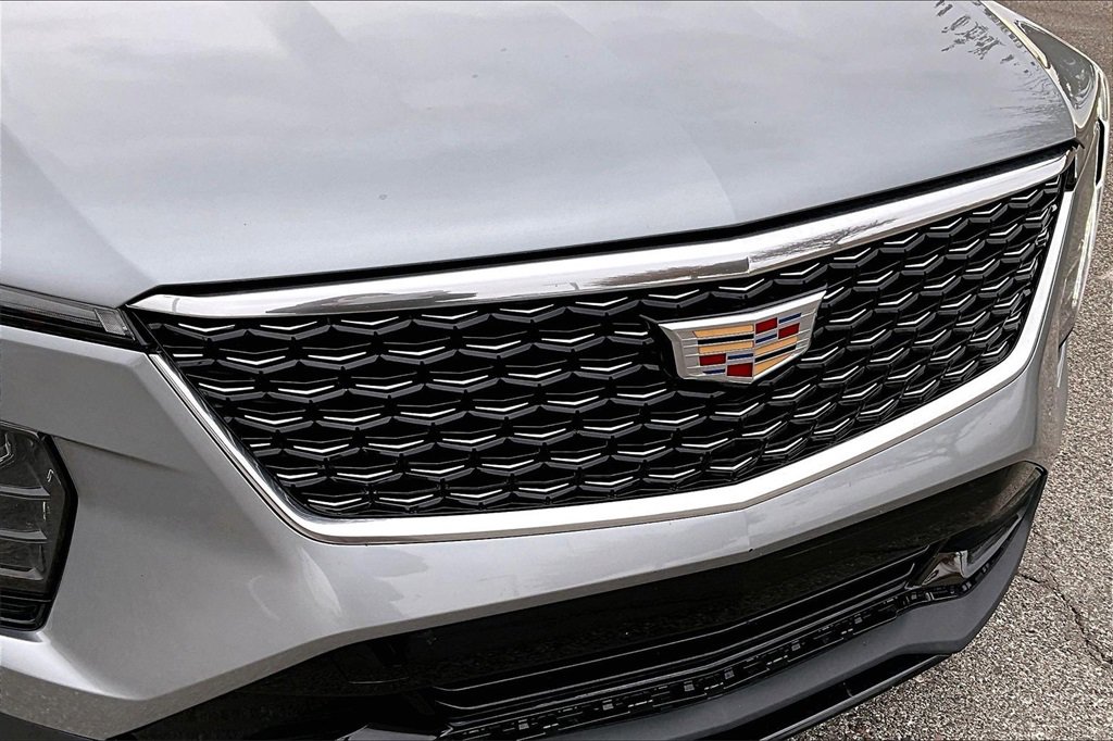 Certified 2024 Cadillac XT4 Premium Luxury image 30