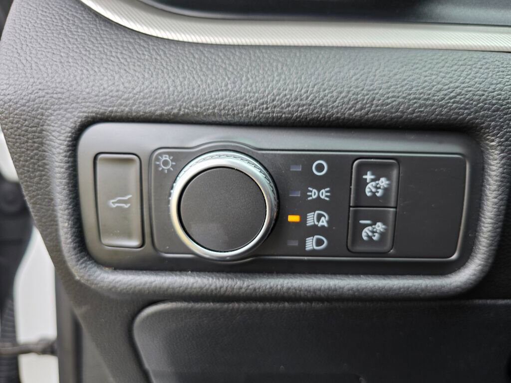 Used 2020 Ford Explorer XLT w/ Class III Trailer Tow Package image 29