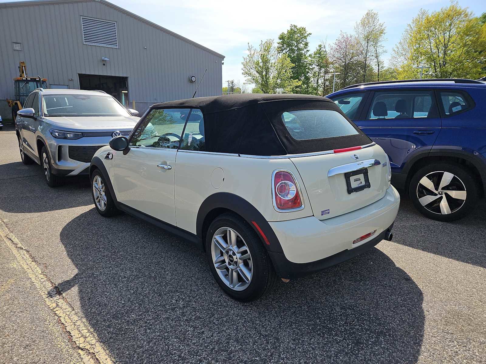 Used 2015 MINI Cooper Convertible FWD image 3