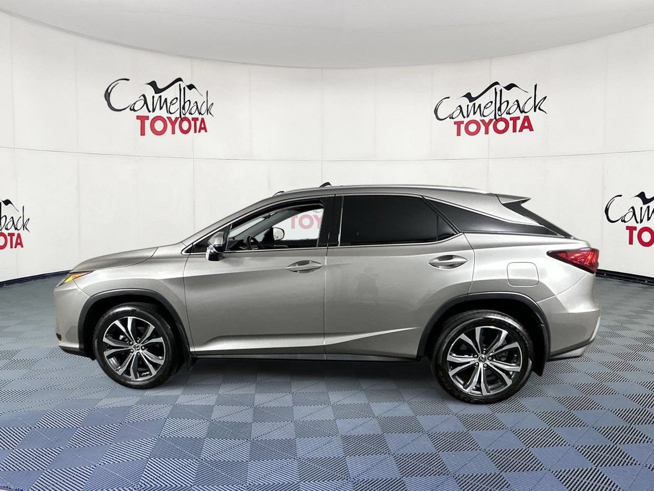 Used 2018 Lexus RX 350 FWD w/ Premium Package image 4