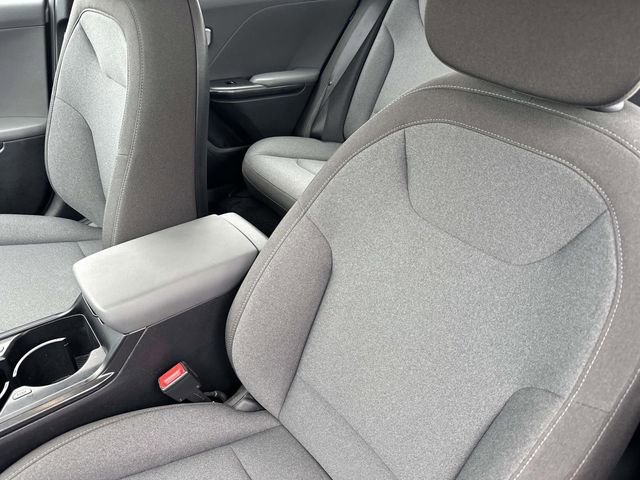 Used 2025 Kia K4 FWD image 14