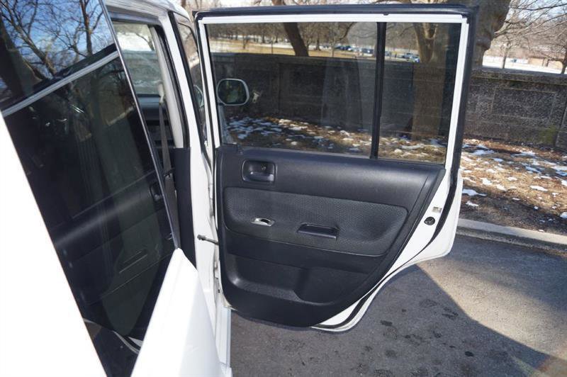 Used 2006 Scion xB image 27