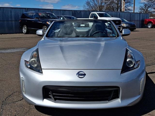 Used 2018 Nissan 370Z Touring Sport RWD video 2