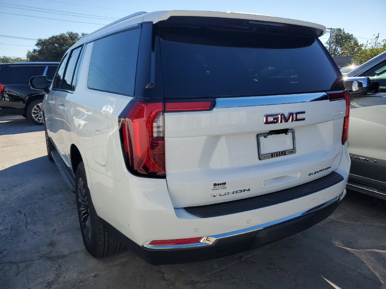 New 2027 GMC Yukon XL Elevation w/ Elevation Preferred Package RWD image 4