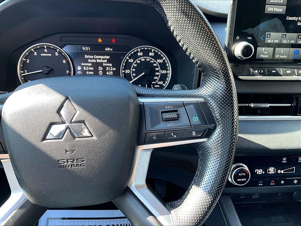 Used 2022 Mitsubishi Outlander SEL AWD/4WD image 16