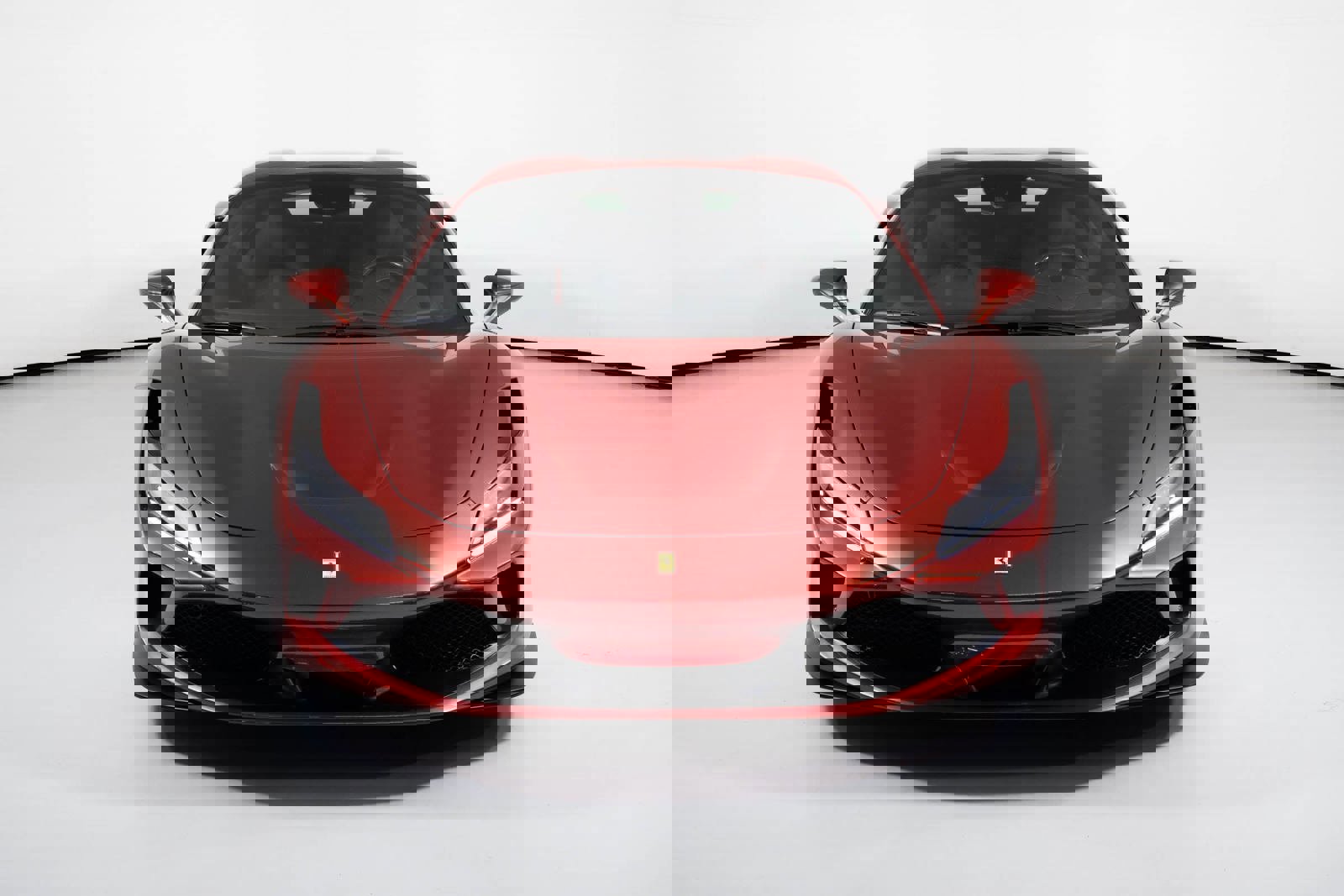 Used 2023 Ferrari F8 Spider image 8