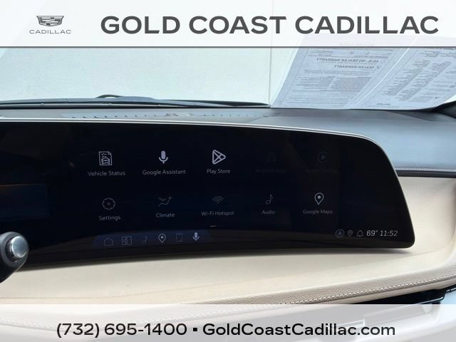 Certified 2024 Cadillac XT4 Luxury w/ Cold Weather Package FWD image 21