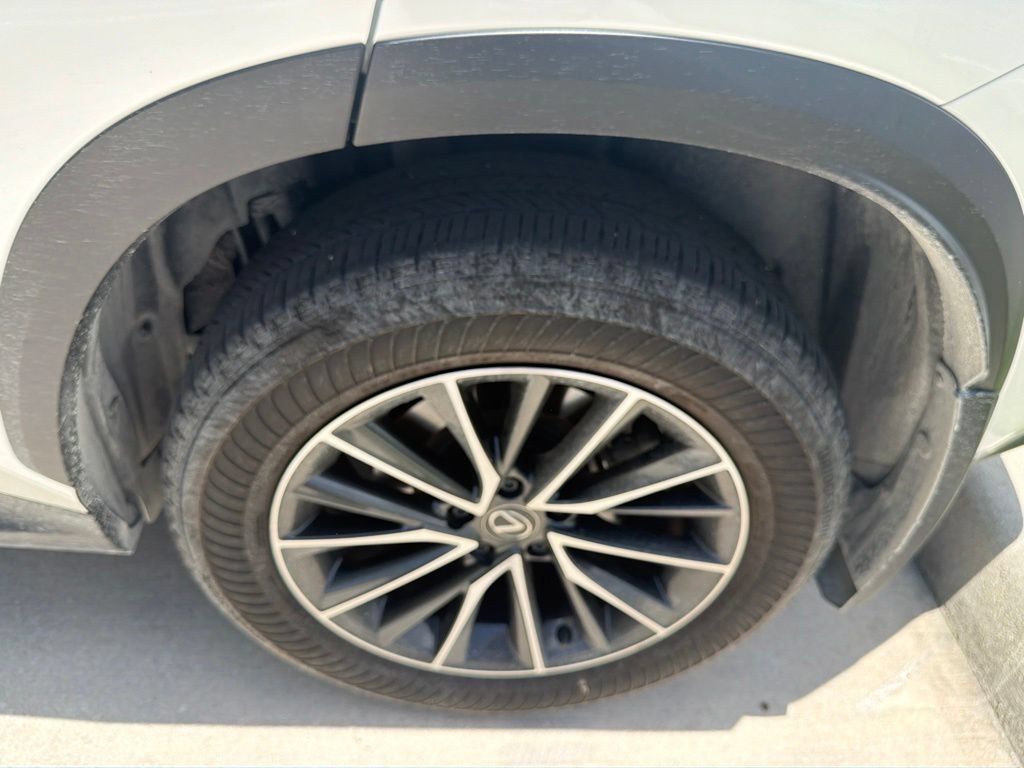 Used 2025 Lexus NX 250 FWD w/ Accessory Package (K3) image 7