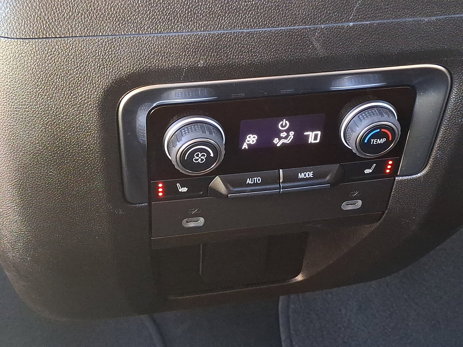 Used 2024 Chevrolet Tahoe High Country image 12