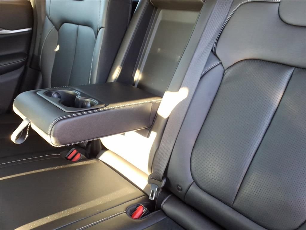 Used 2023 Jeep Grand Cherokee Limited w/ Luxury Tech Group II image 67