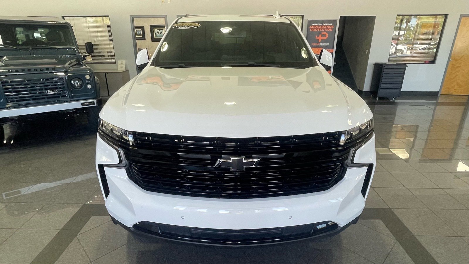 Used 2024 Chevrolet Suburban RST w/ Luxury Package image 9
