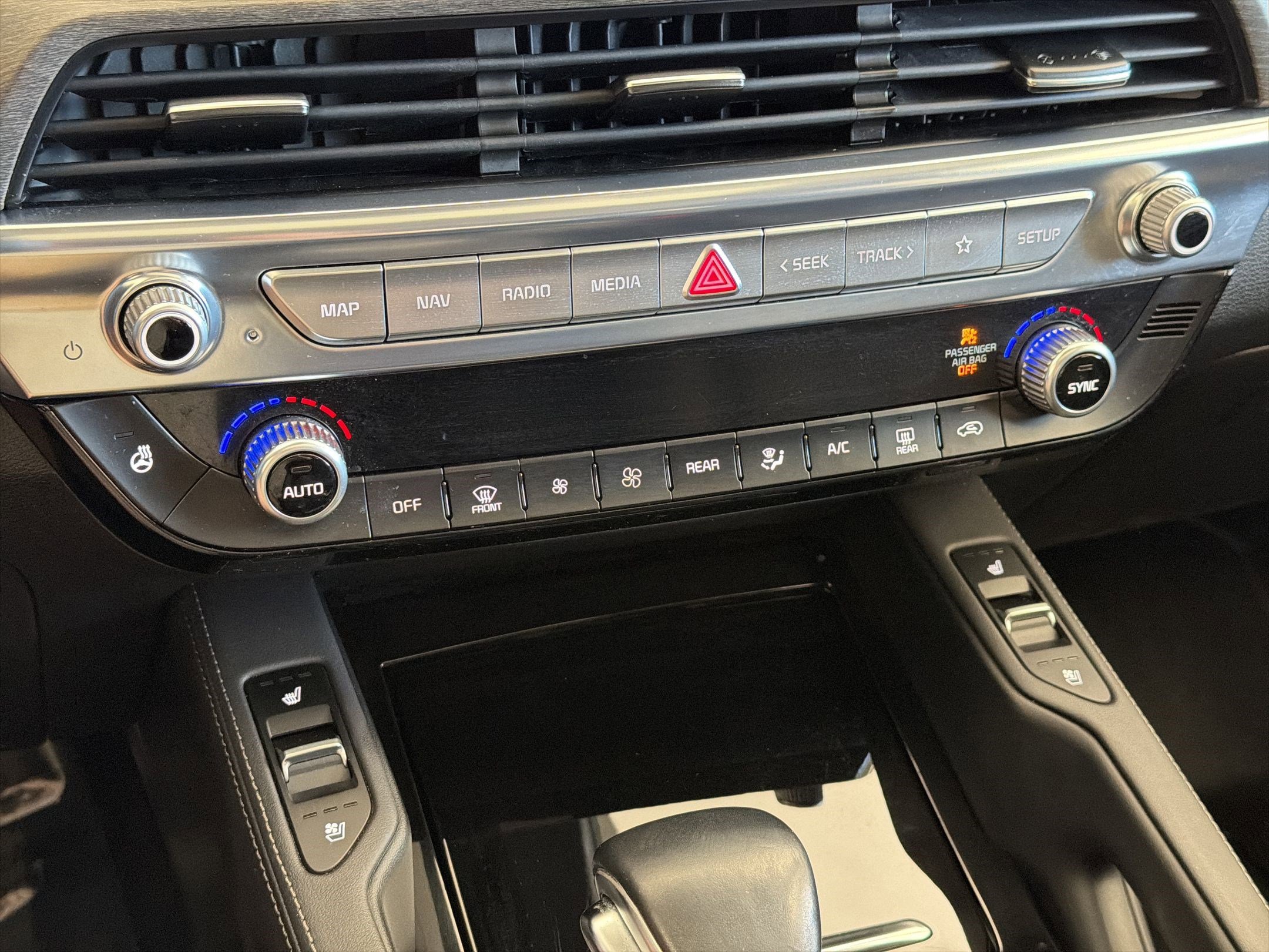 Used 2022 Kia Telluride EX w/ EX Premium Package image 26