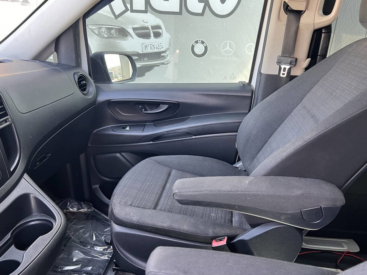 Used 2017 Mercedes-Benz Metris Passenger image 12