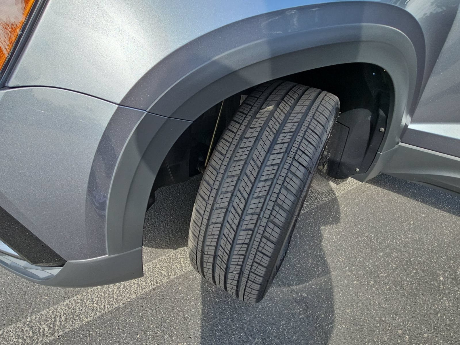 Certified 2022 Volkswagen Taos SE FWD image 31
