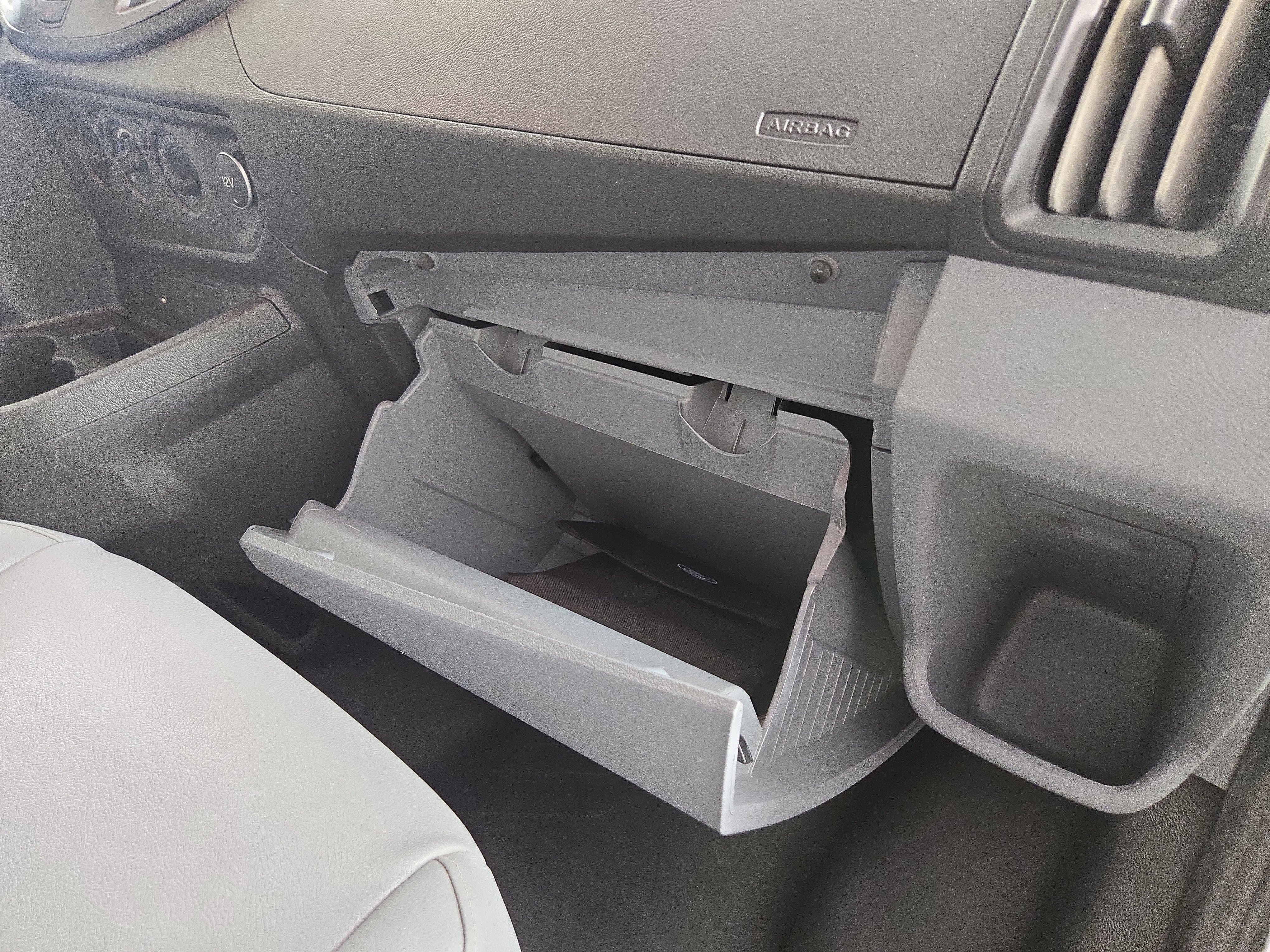 Used 2018 Ford Transit 350 XL RWD image 26