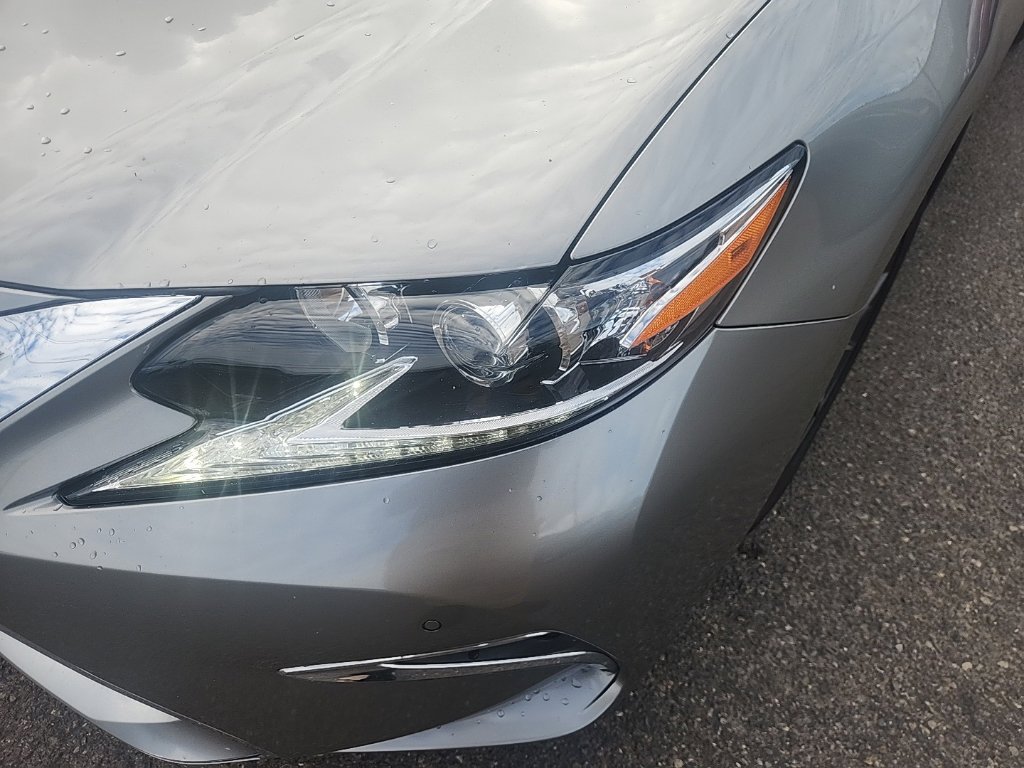 Used 2017 Lexus ES 350 w/ Navigation System Package FWD image 6