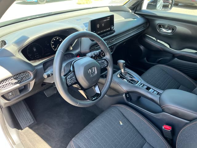 Certified 2025 Honda HR-V Sport image 4