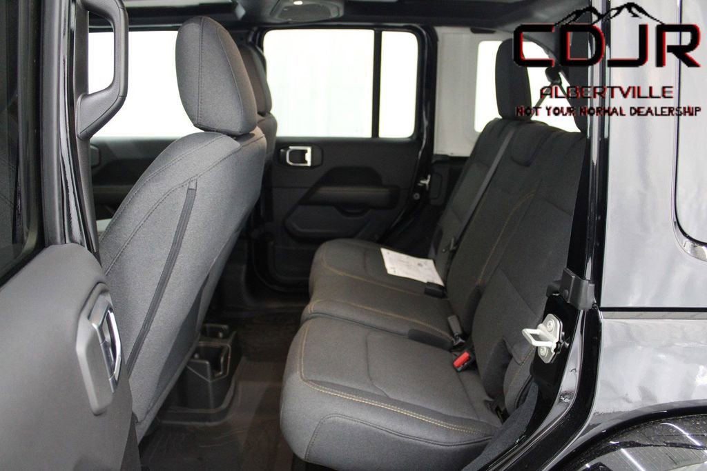 Used 2024 Jeep Wrangler Sahara w/ Technology Group image 20