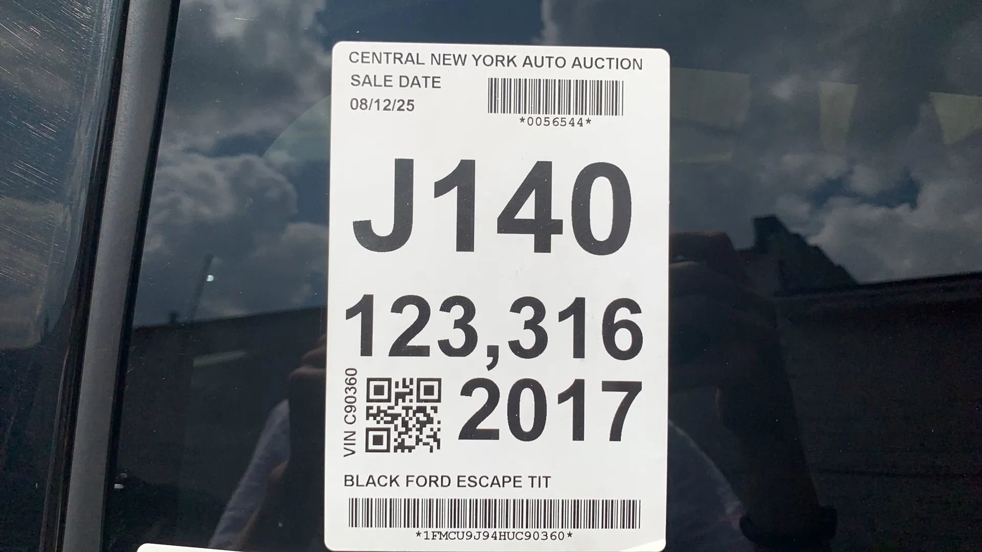 Used 2017 Ford Escape Titanium w/ Canadian Touring Package AWD/4WD image 24