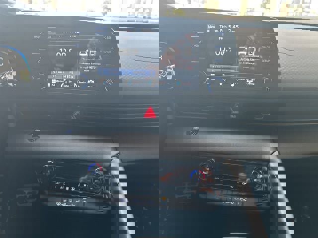 New 2026 Hyundai Elantra Sport image 8