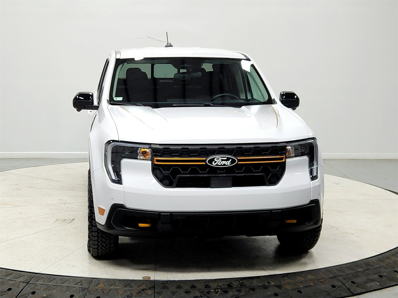 Used 2025 Ford Maverick Tremor image 2