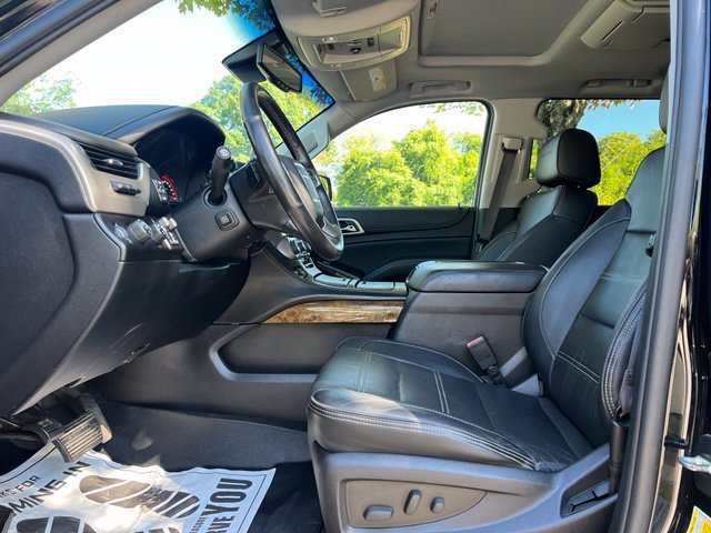 Used 2015 GMC Yukon Denali w/ Premium Package AWD/4WD image 10