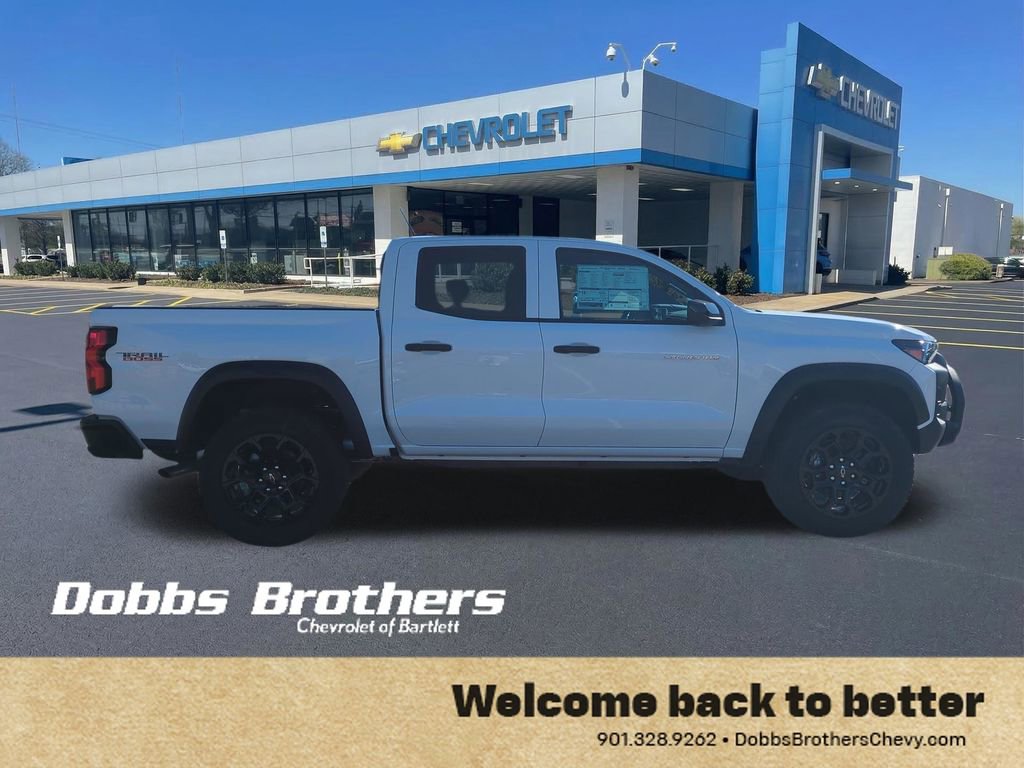 New 2026 Chevrolet Colorado Trail Boss w/ Off-Road Front Bumper Package image 9