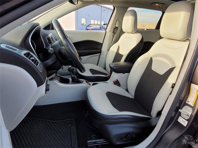 Used 2021 Jeep Compass Latitude w/ Sun and Sound Group image 5