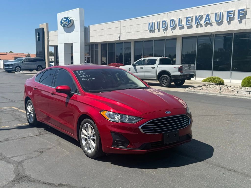 Used 2020 Ford Fusion SE FWD image 1