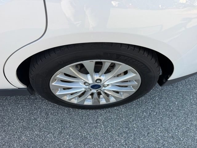 Used 2017 Ford C-MAX SE FWD image 11