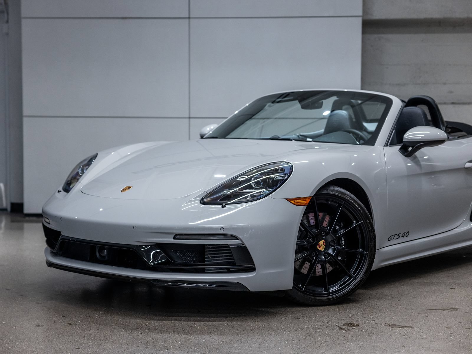 Certified 2025 Porsche 718 Boxster GTS RWD image 24