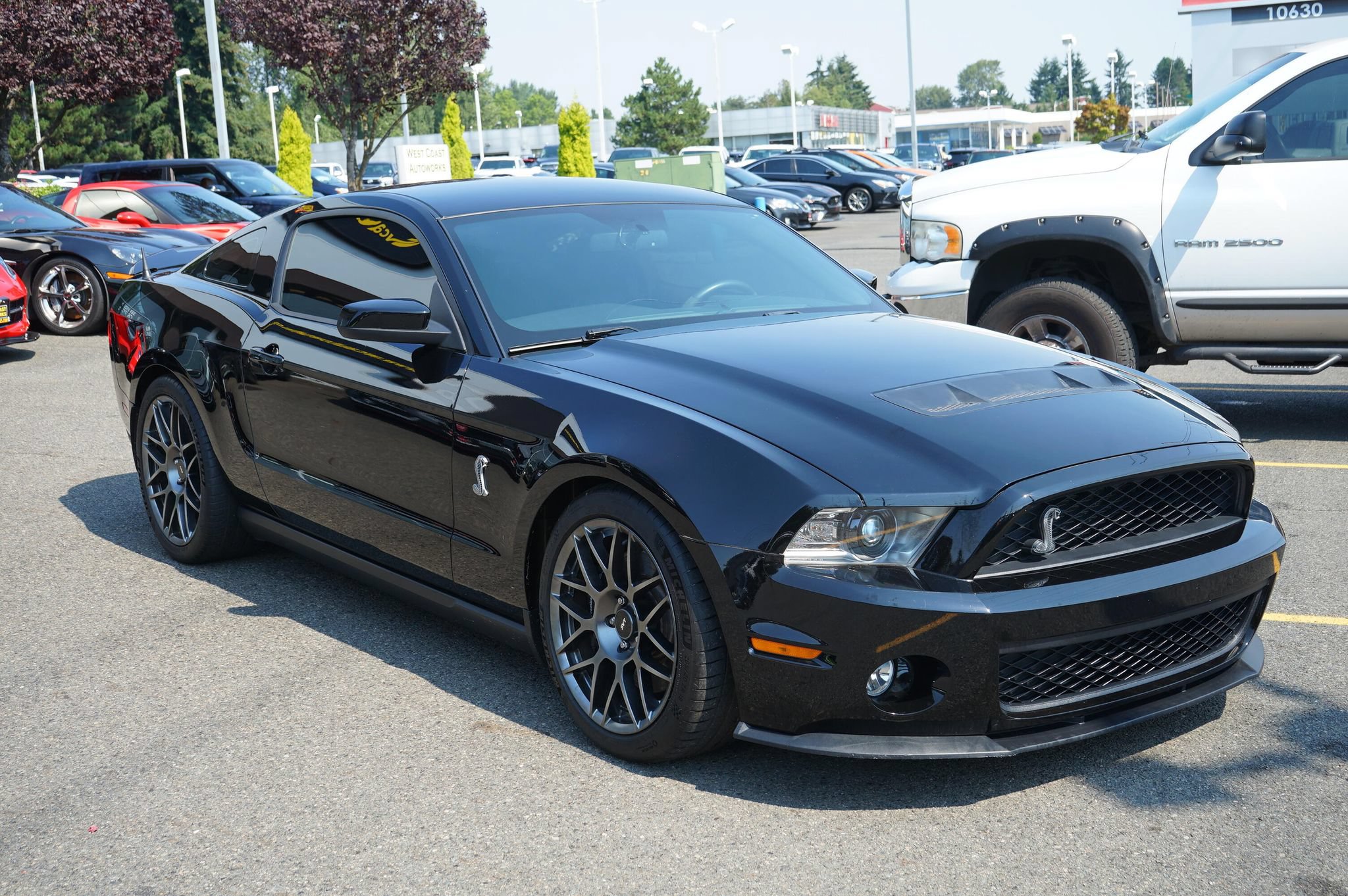 Used 2011 Ford Mustang Shelby GT500 w/ SVT Performance Pkg RWD image 7