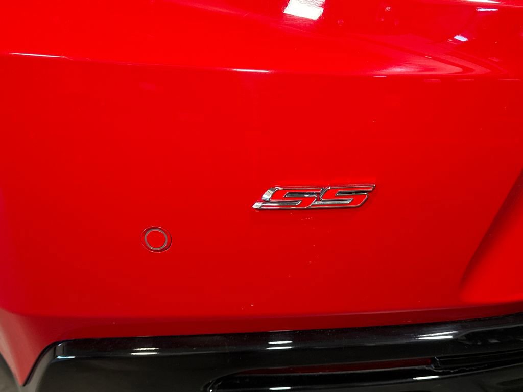 Used 2018 Chevrolet Camaro SS image 5