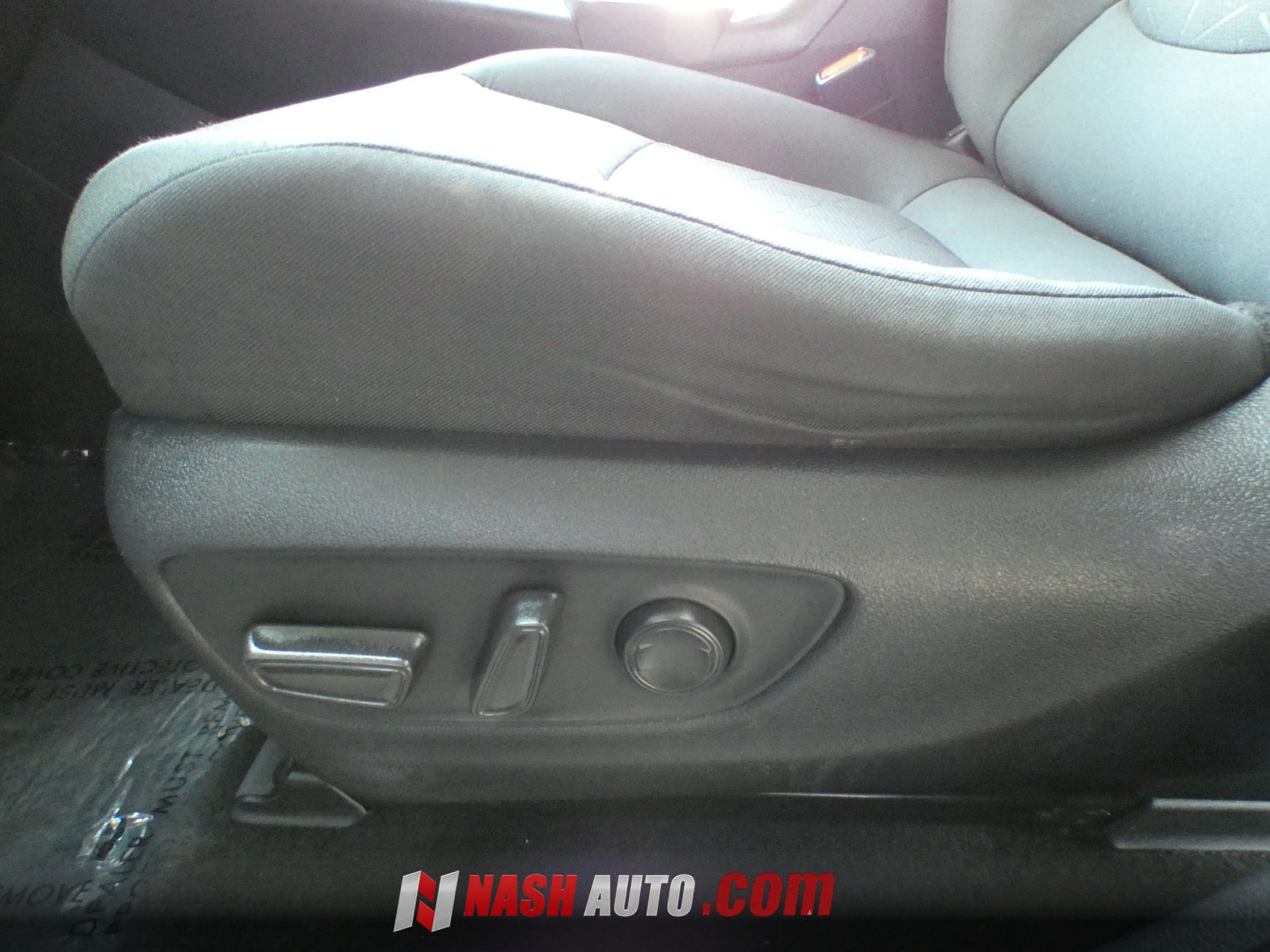 Used 2023 Toyota RAV4 AWD Hybrid image 52