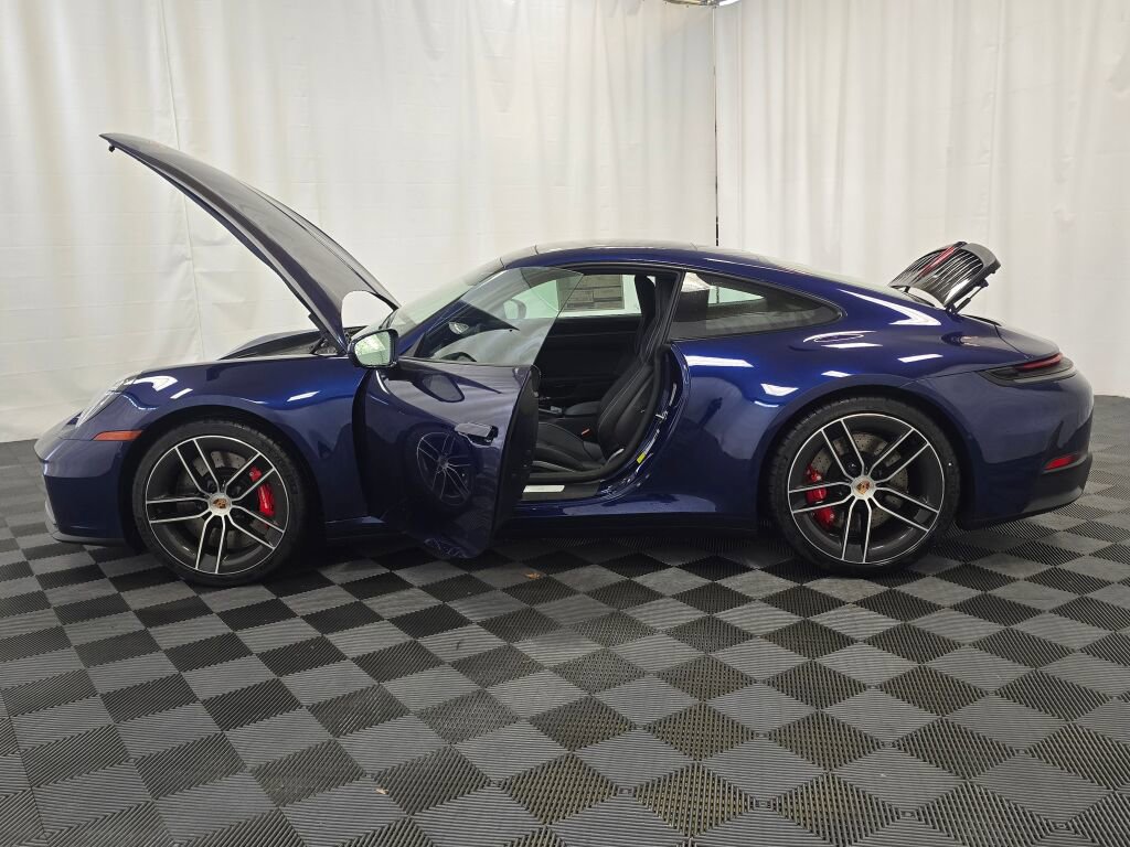 New 2026 Porsche 911 Carrera 4S image 13