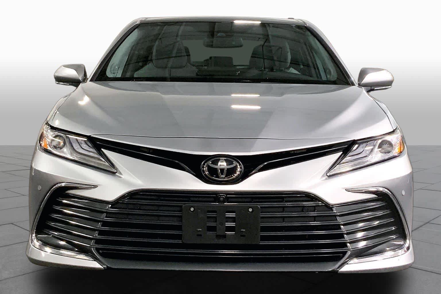 Used 2023 Toyota Camry XLE w/ Navigation Package AWD/4WD image 4