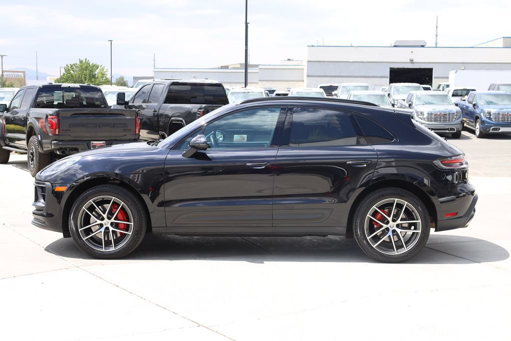 Used 2022 Porsche Macan S w/ Premium Package Plus AWD/4WD image 3